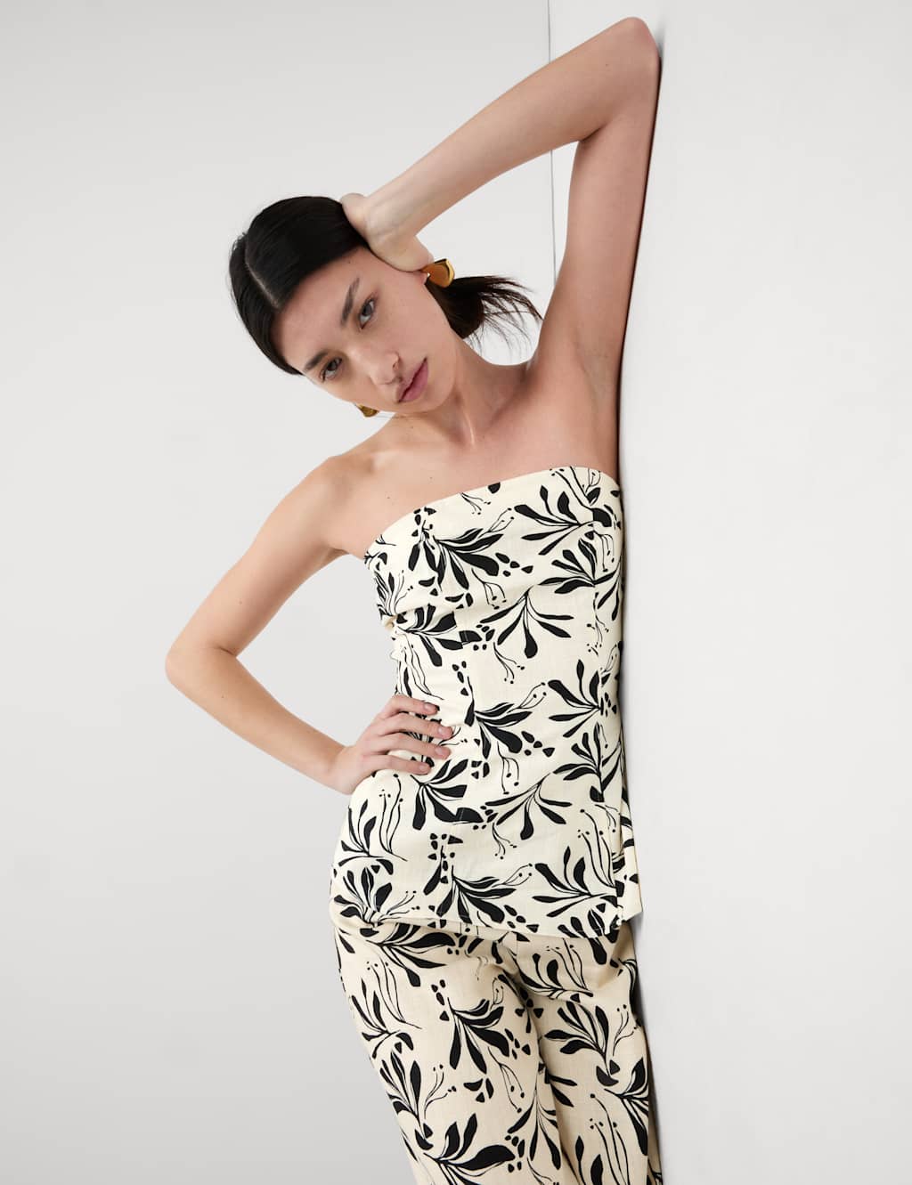 Linen Blend Printed Bandeau Top 3 of 6