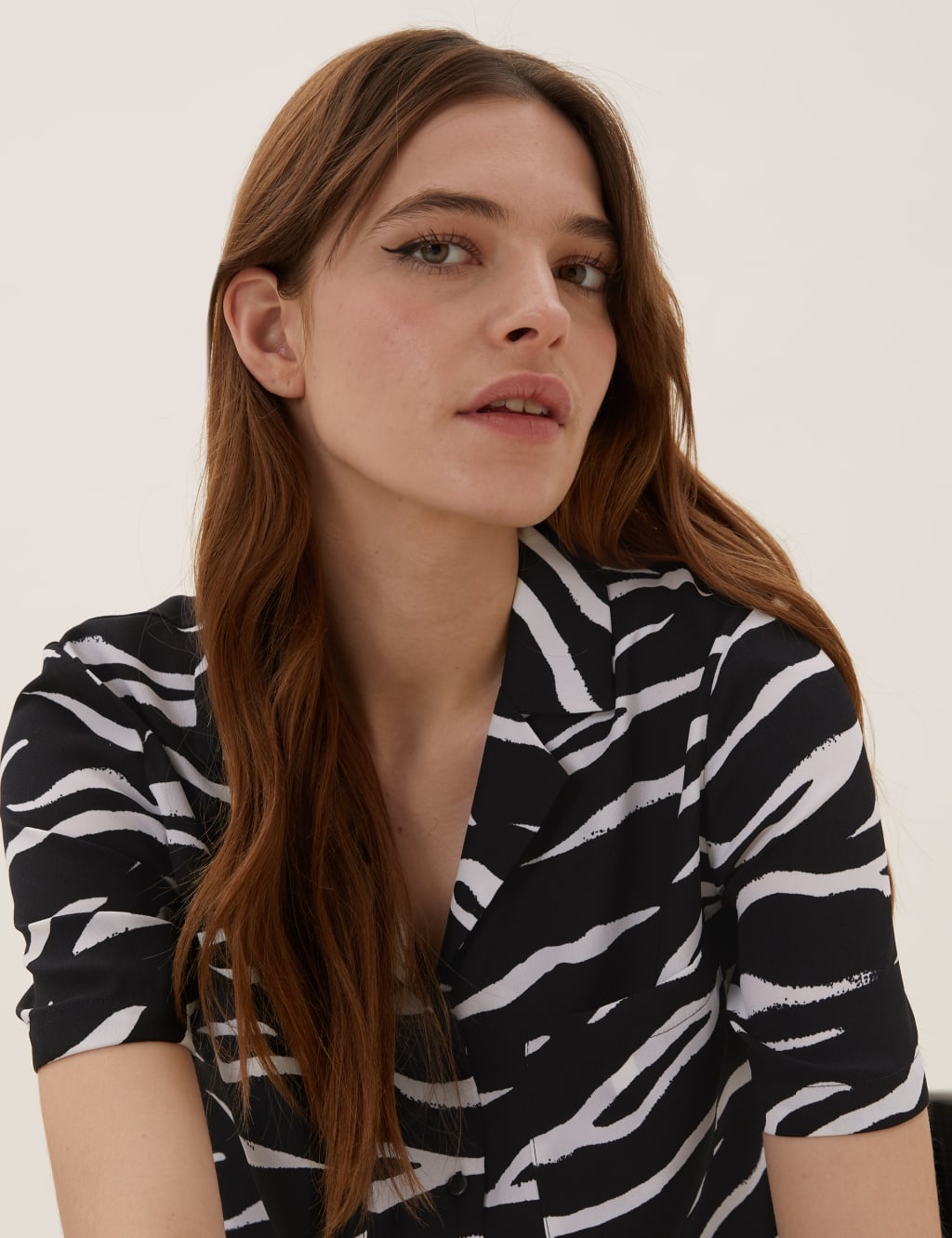Animal Print Collared Short Sleeve Shirt 4 of 6