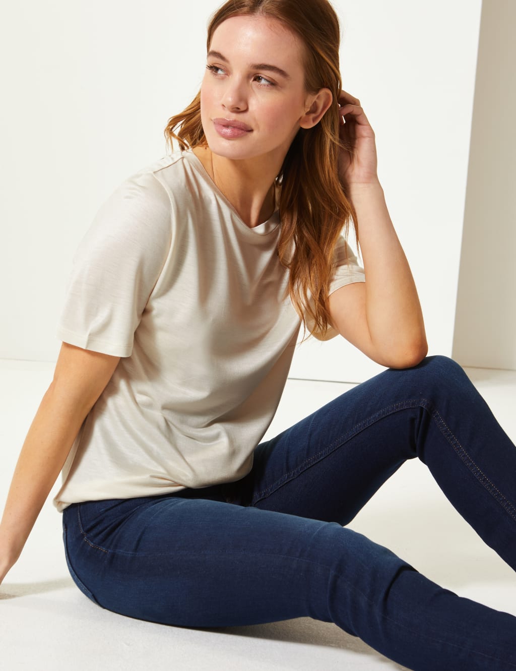 PETITE Round Neck Regular Fit T-Shirt 3 of 4