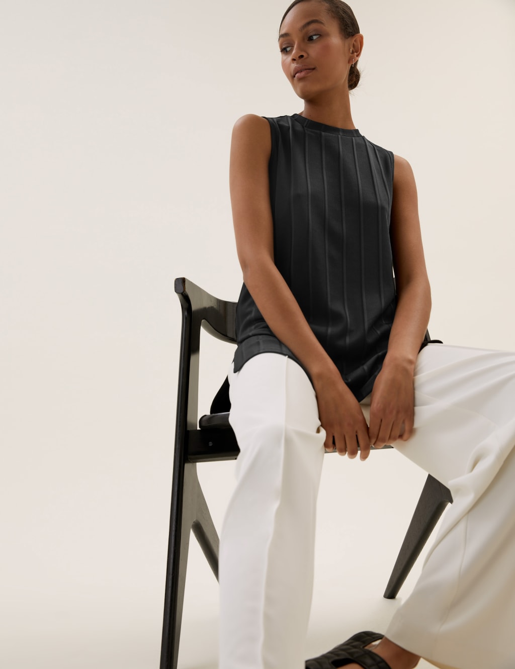 Jersey Ribbed Crew Neck Sleeveless Vest 4 of 6