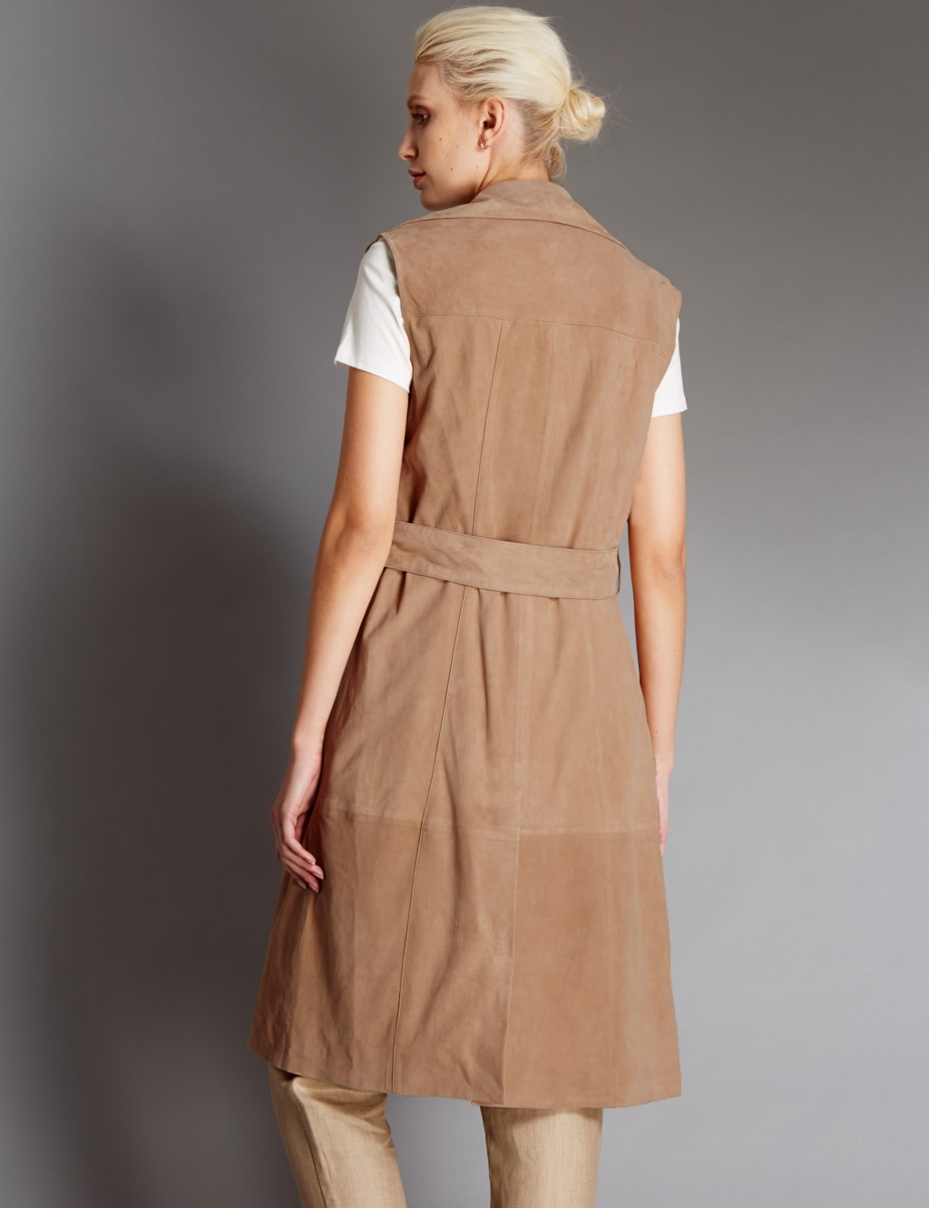 Suede Sleeveless Jacket 3 of 4