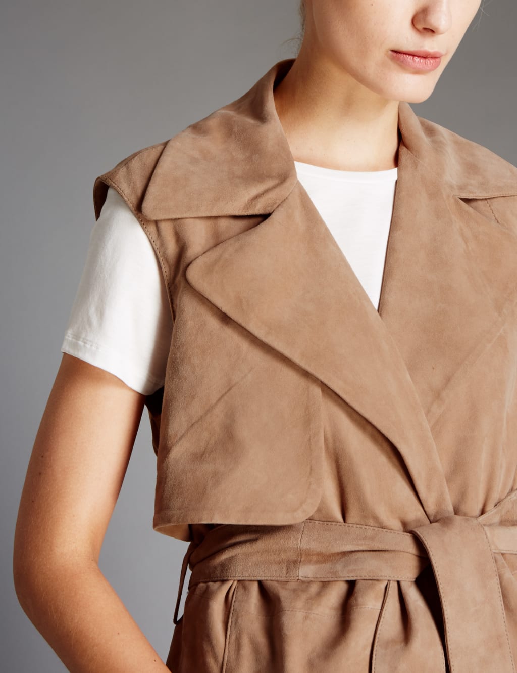 Suede Sleeveless Jacket 4 of 4