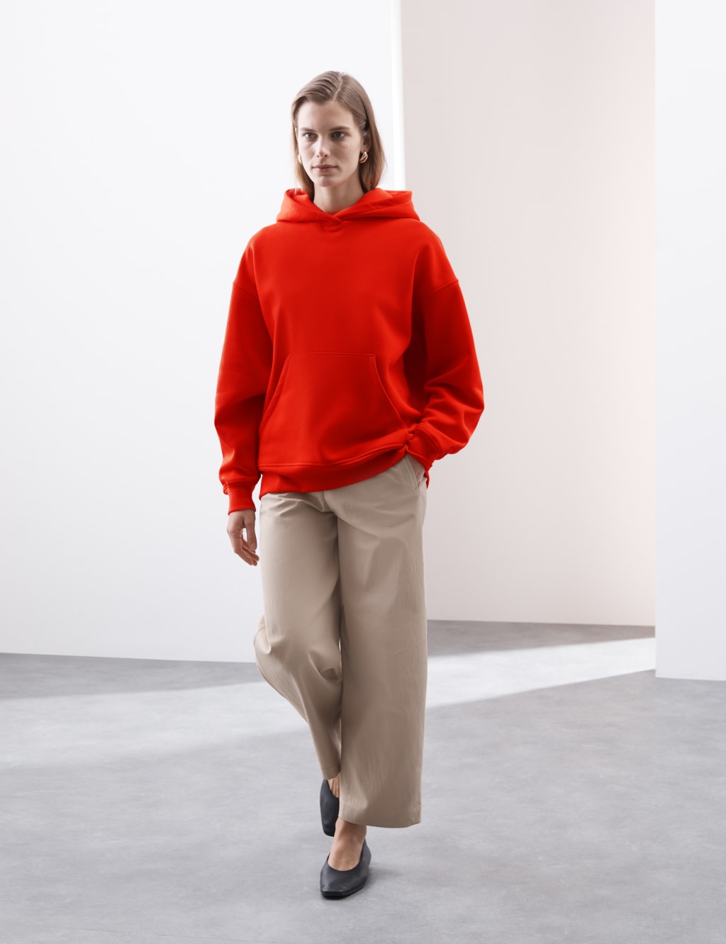 Cotton Blend Relaxed Hoodie 3 of 6