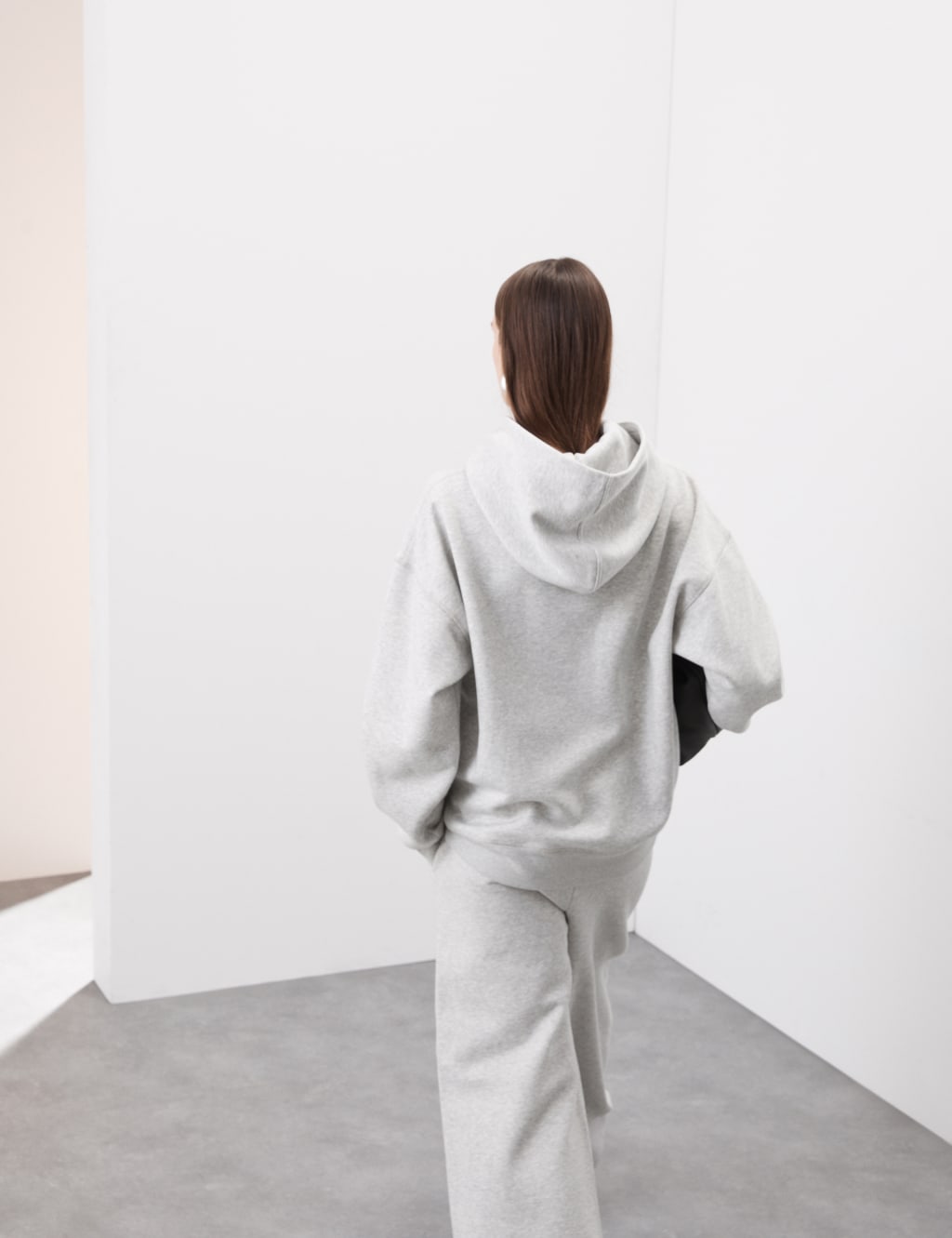 Cotton Blend Relaxed Hoodie 4 of 6