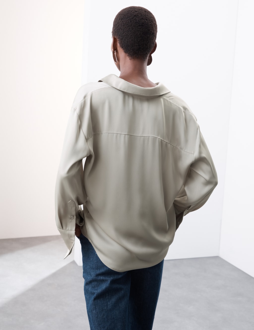 Satin Collared Relaxed Shirt 3 of 7