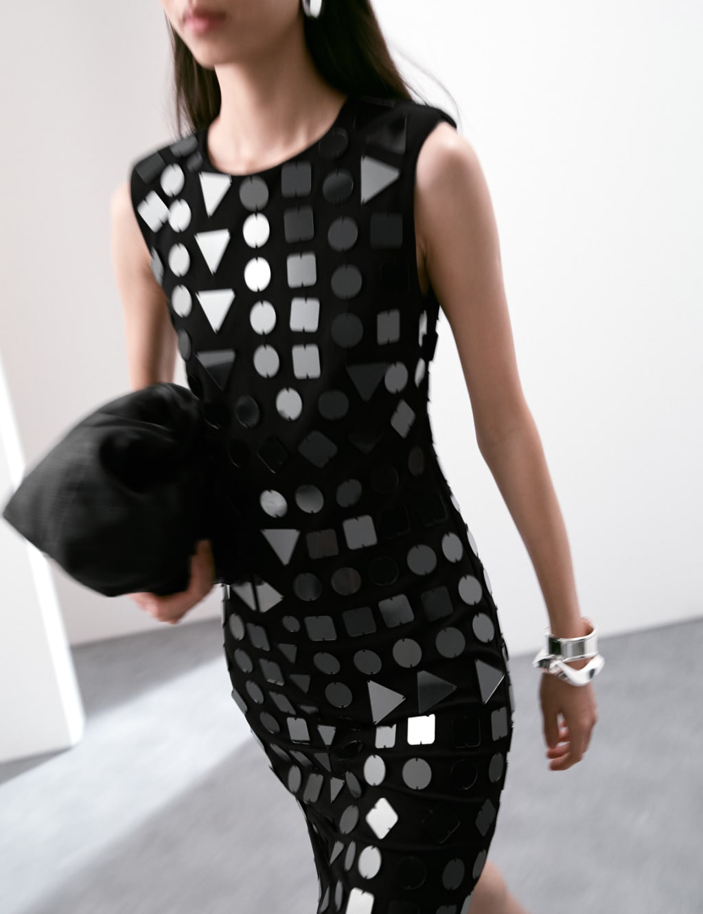 Embellished Round Neck Midi Bodycon Dress