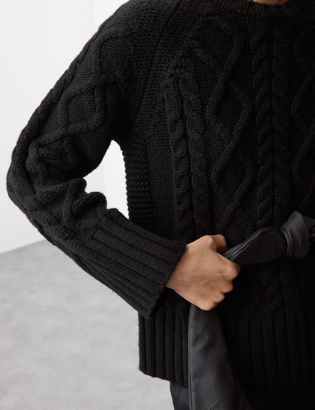 Black cashmere cable knit sweater hot sale