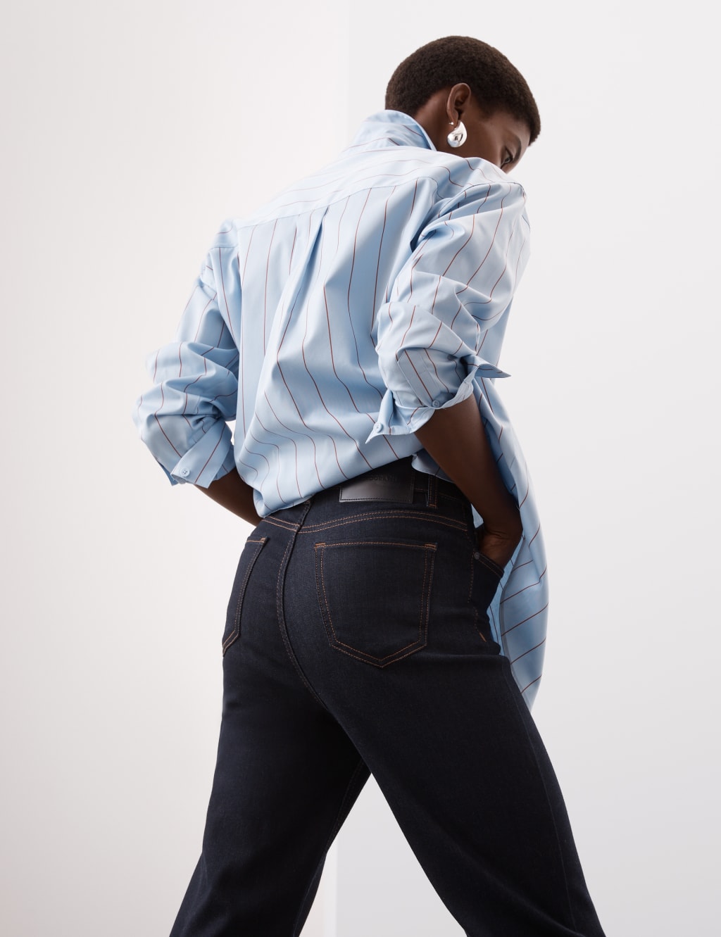 High Waisted Flared Jeans 3 of 6