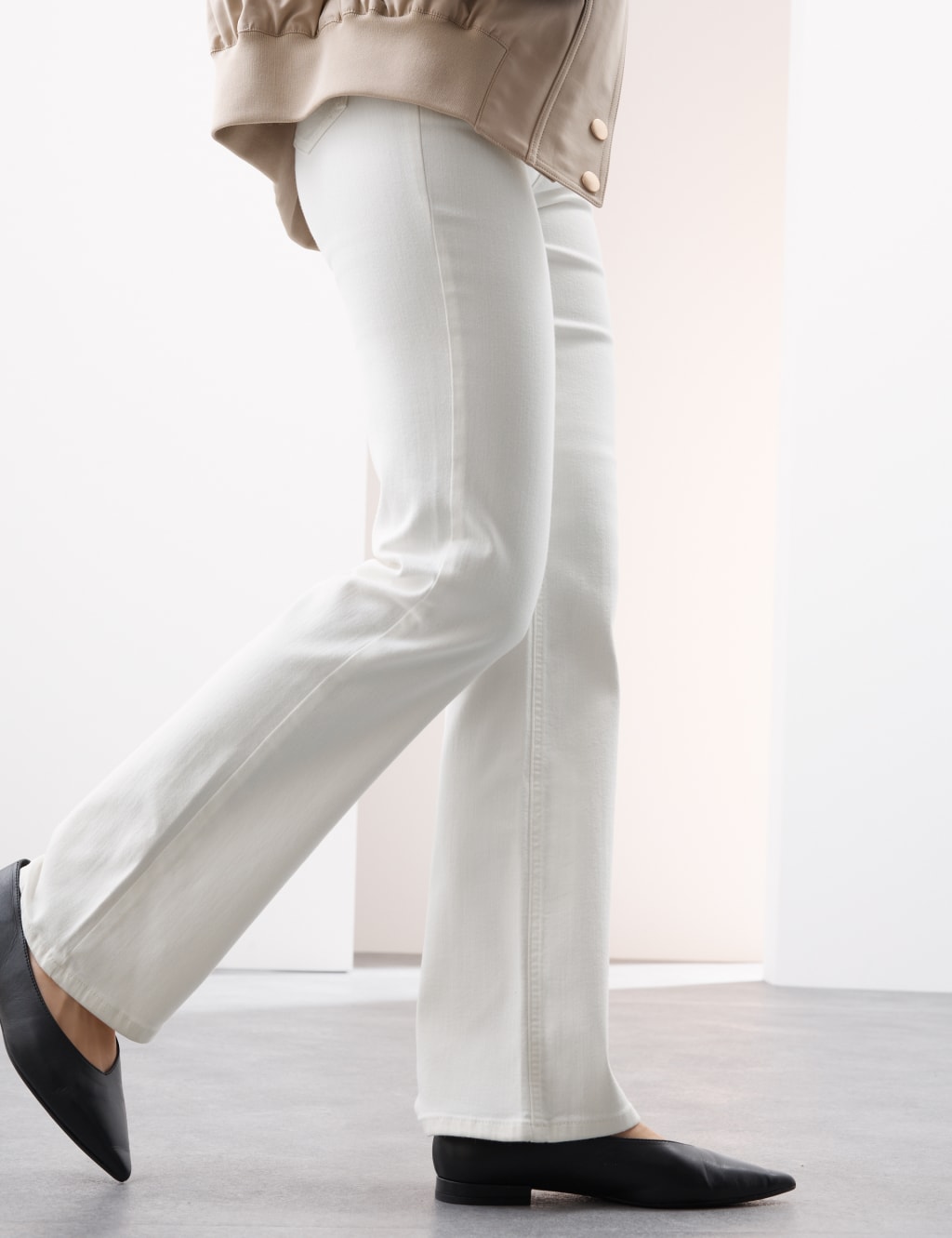 Lyocell Blend High Waisted Flared Jeans 5 of 7