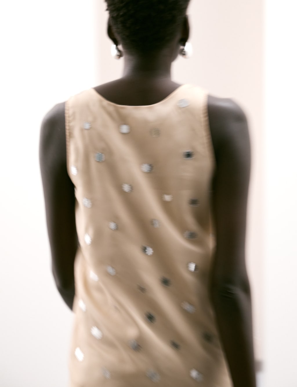 Mirror Embellished Sleeveless Longline Top 3 of 7