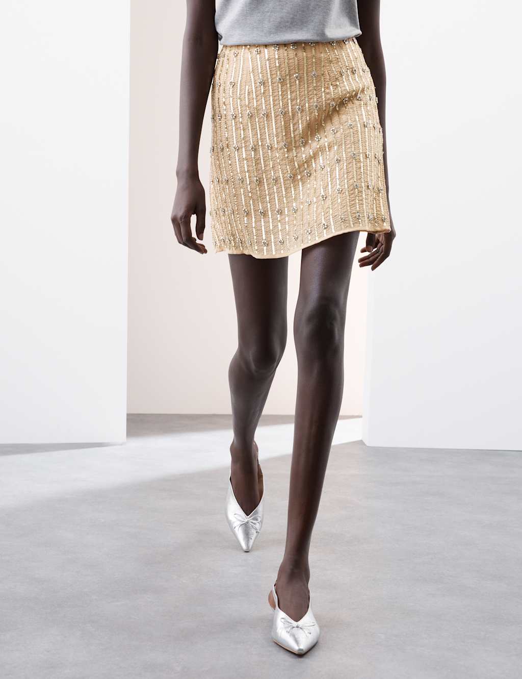 Floral Sequin Embellished Mini Slip Skirt 4 of 6