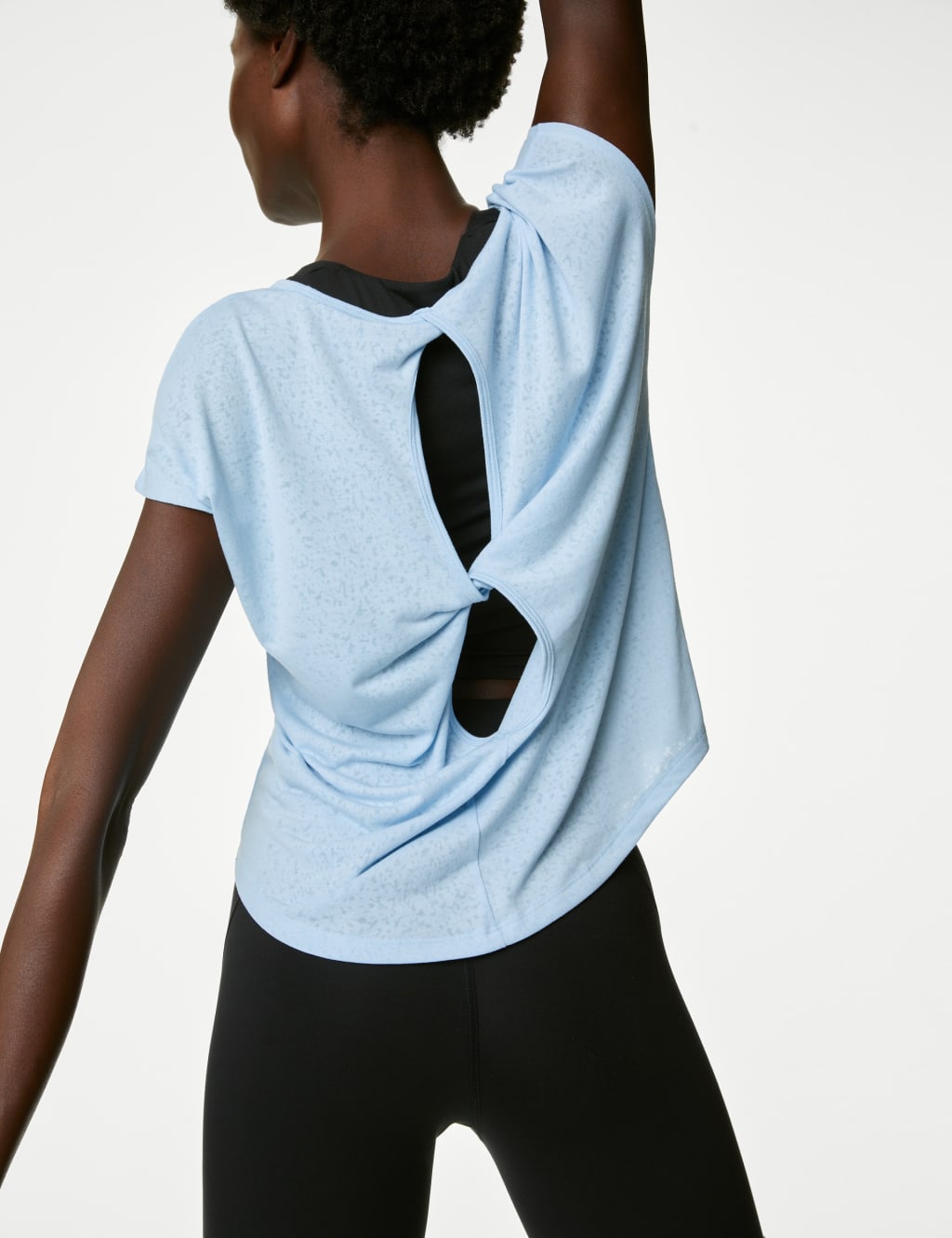 Scoop Neck Twist Back Yoga T-Shirt 3 of 6