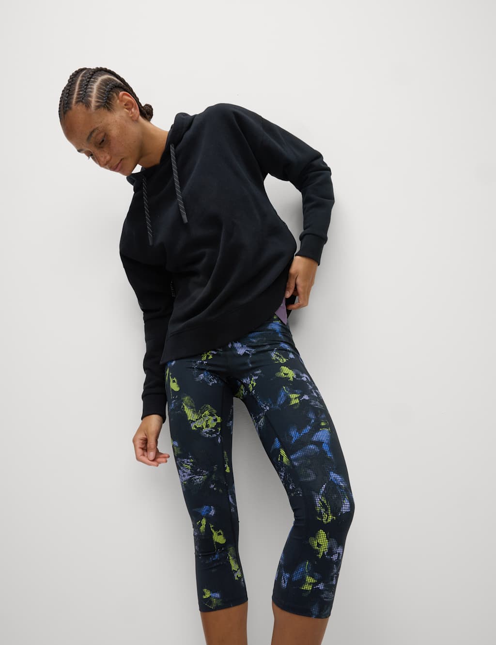 Go Train High Waisted Cropped Gym Leggings 3 of 6