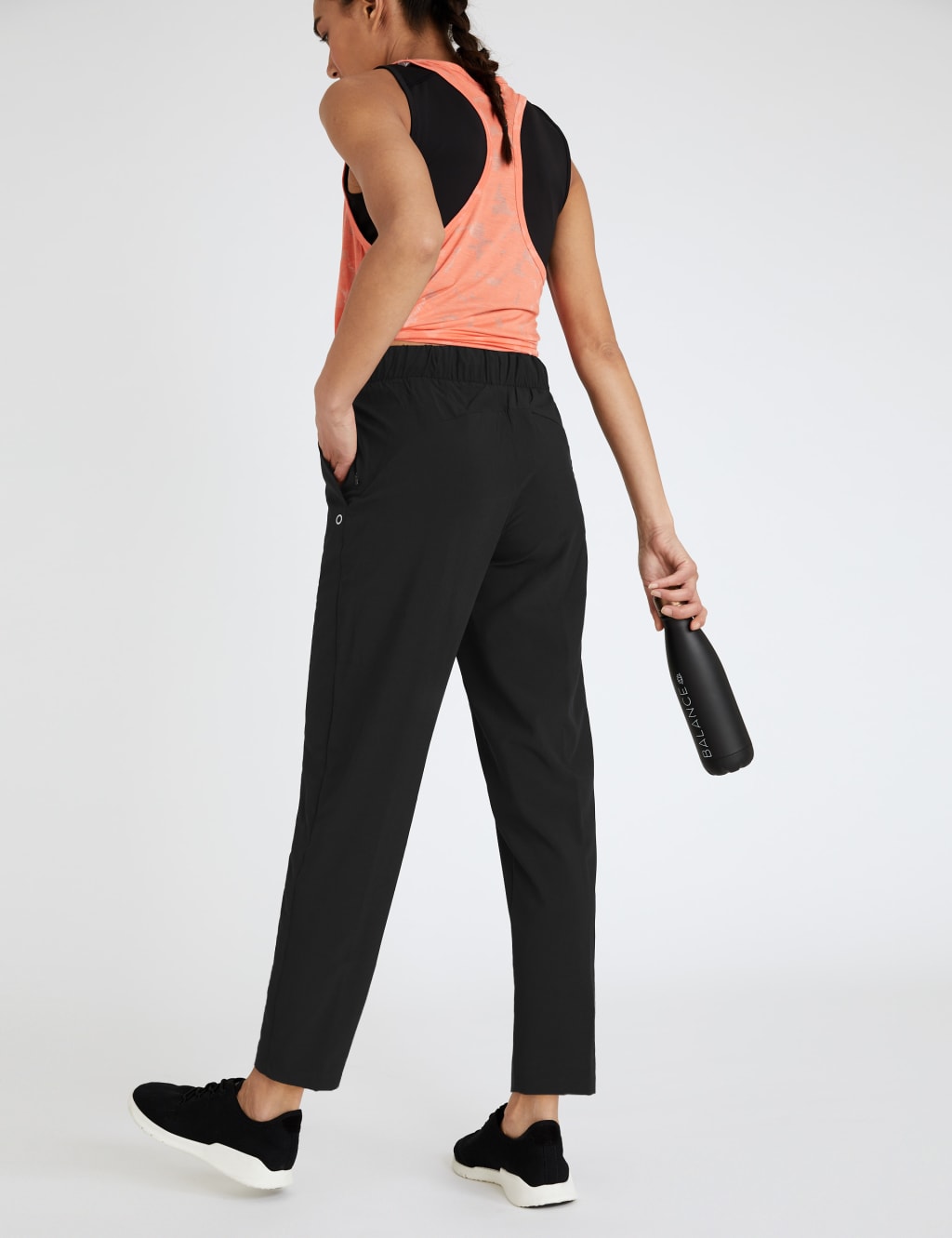 Woven Relaxed Tapered 7/8 Walking Trousers 6 of 8