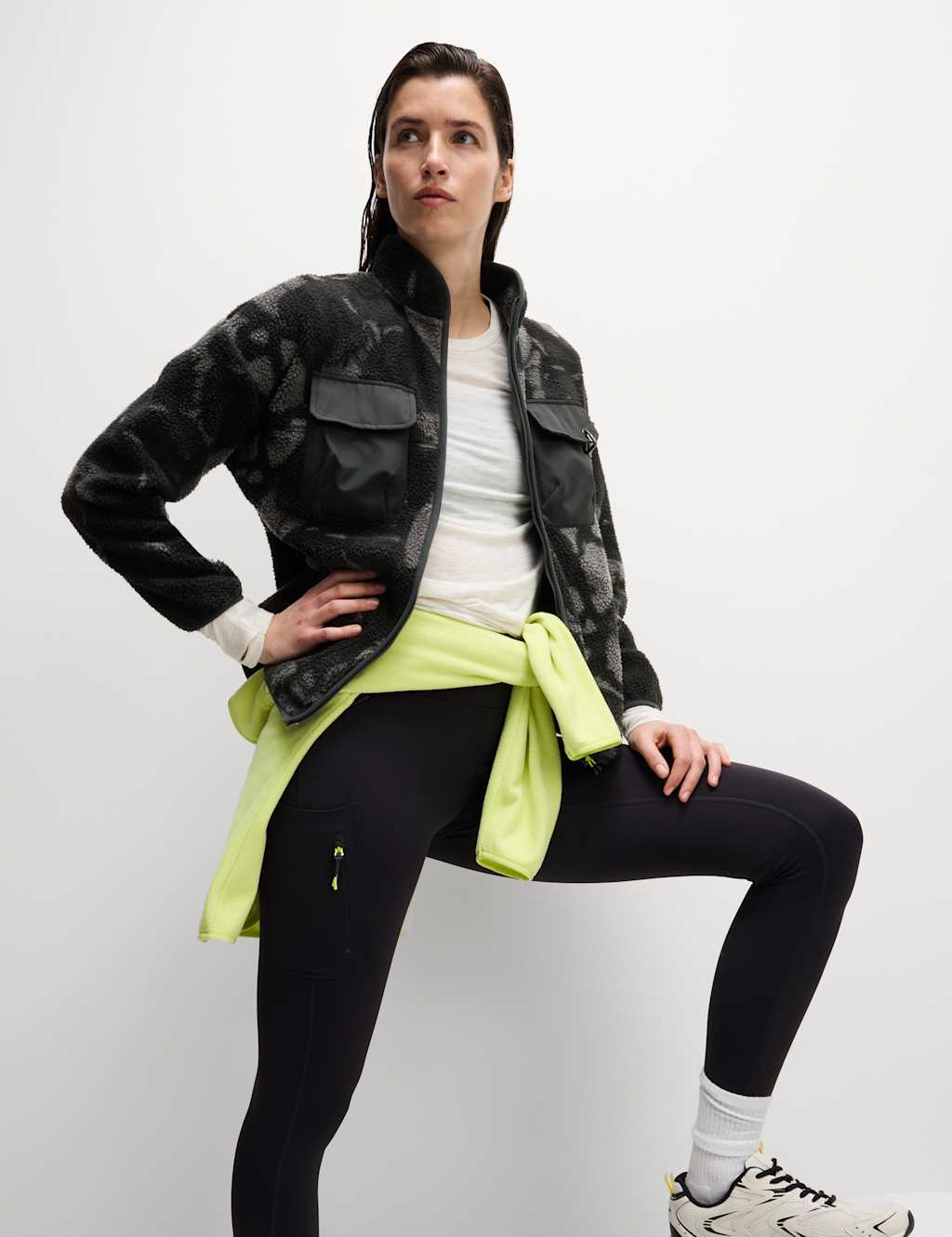 Borg Printed Funnel Neck Zip Up Fleece Jacket 4 of 6