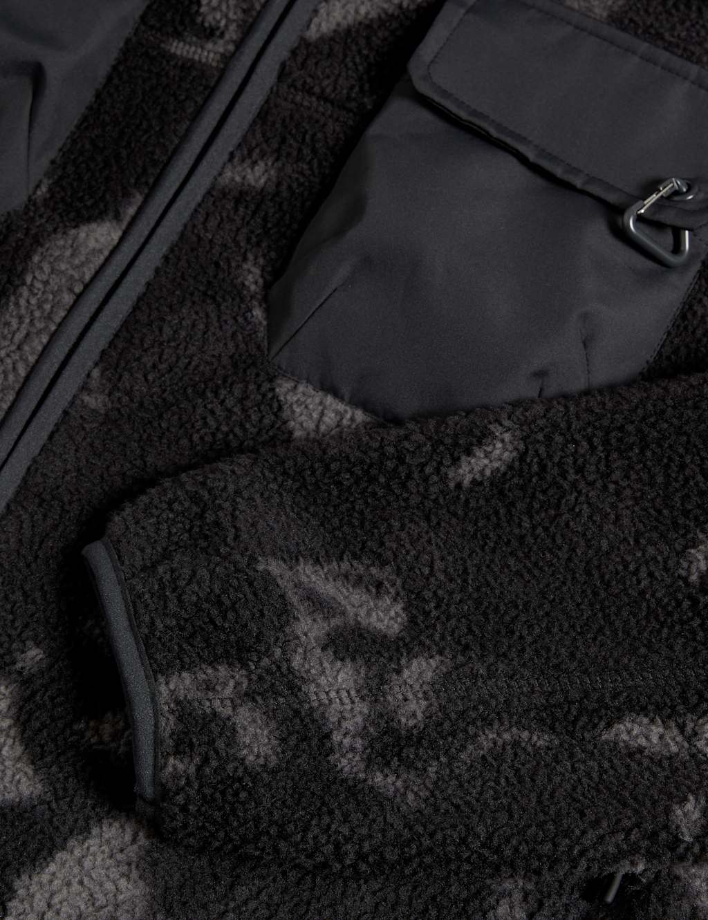 Borg Printed Funnel Neck Zip Up Fleece Jacket 6 of 6