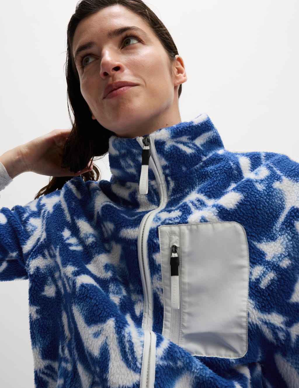 Borg Printed Funnel Neck Zip Up Fleece Jacket 4 of 6