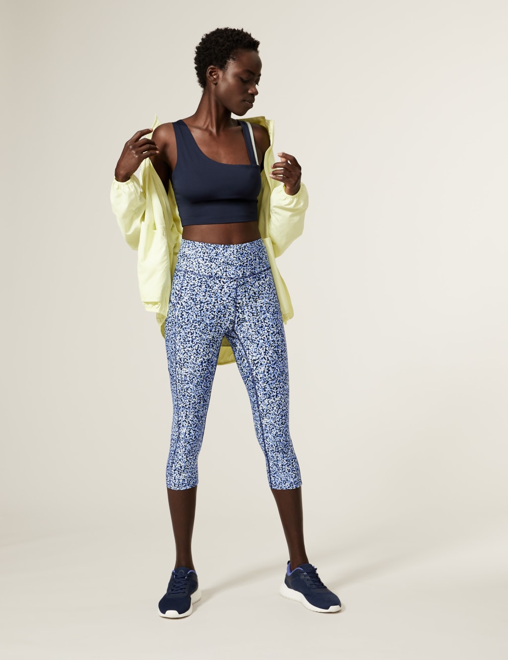 Go Move Printed Cropped Gym Leggings 3 of 8
