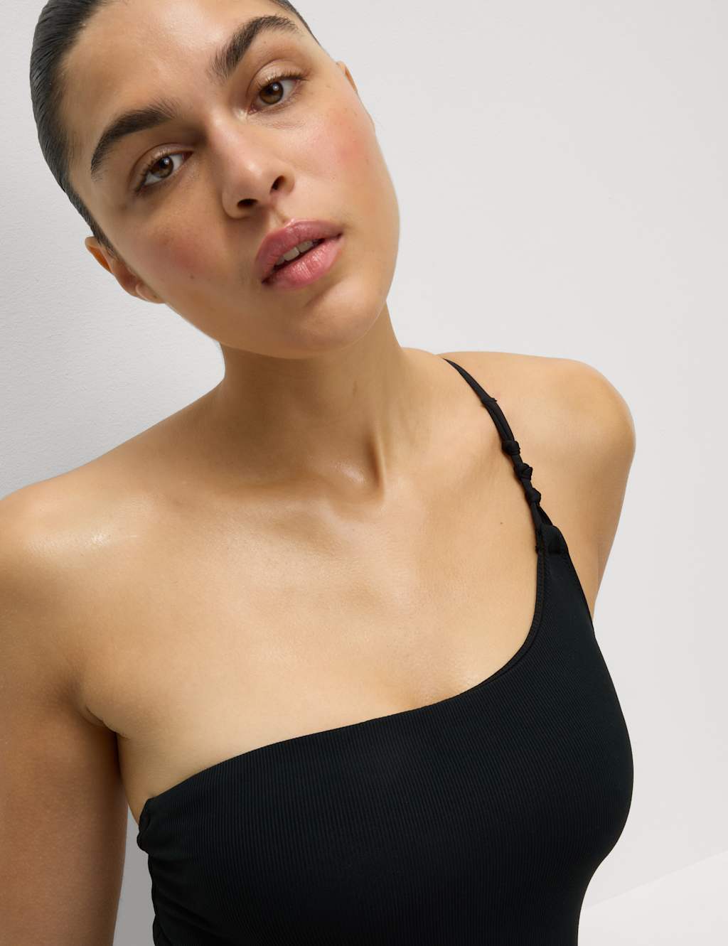 Textured One Shoulder Padded Swimsuit 3 of 5