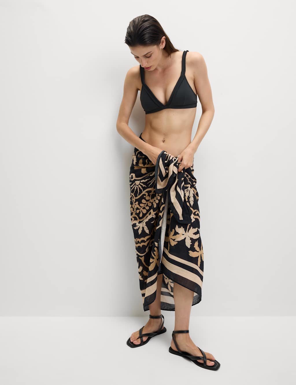 Pleated Detail Plunge Bikini Top 4 of 6
