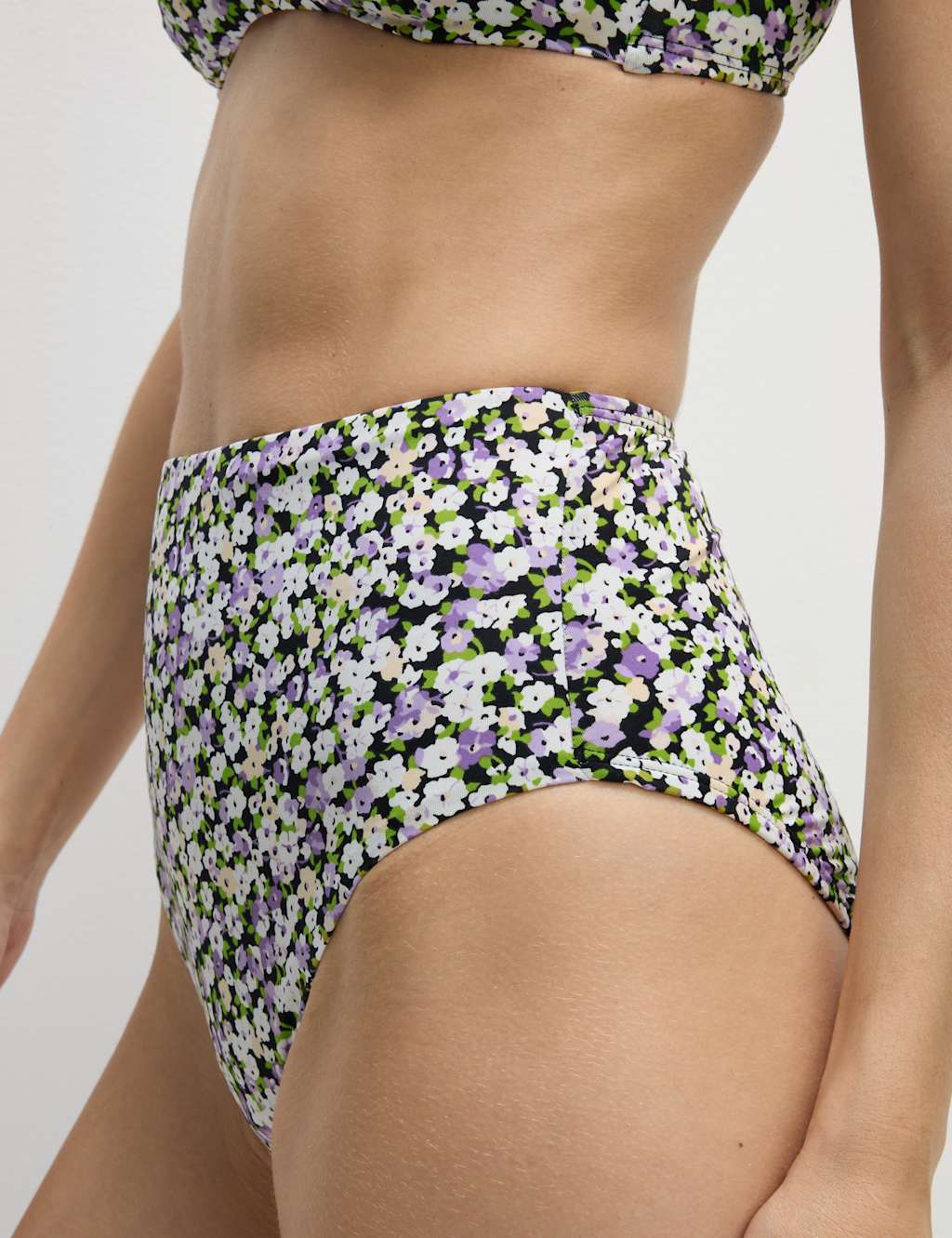 Tummy Control High Waisted Bikini Bottoms 3 of 5