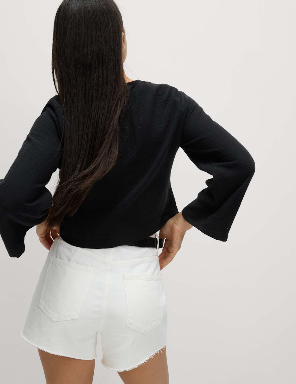 Pure Cotton V-Neck Tie Front Beach Top 4 of 6