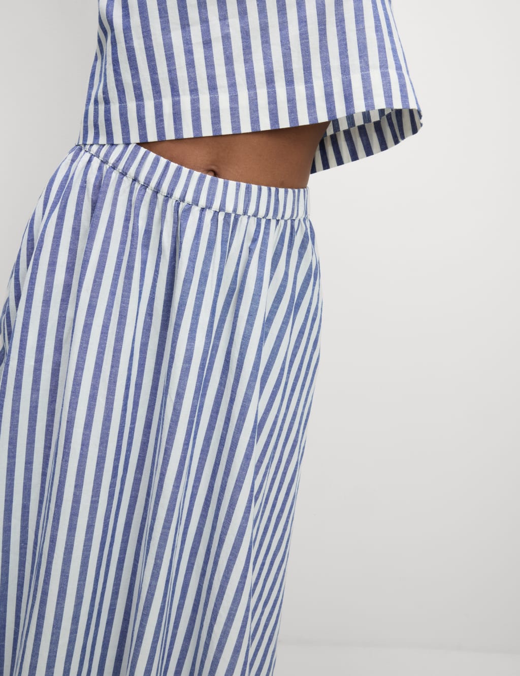 Printed Midaxi Beach Skirt with Linen 4 of 5