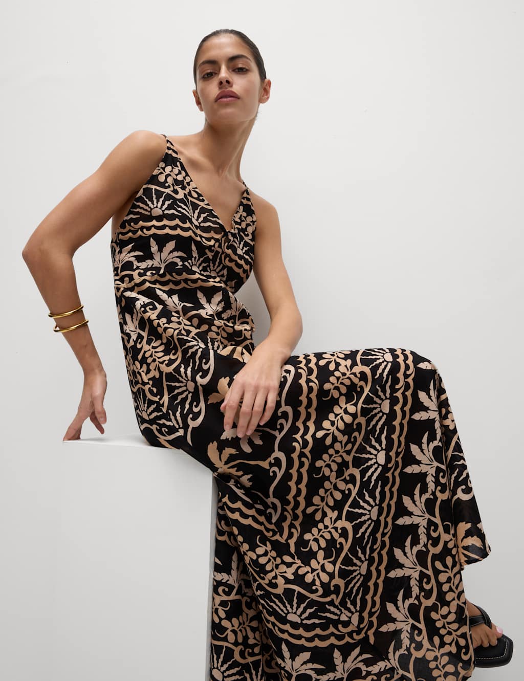 Pure Cotton Printed V-Neck Beach Dress 5 of 6