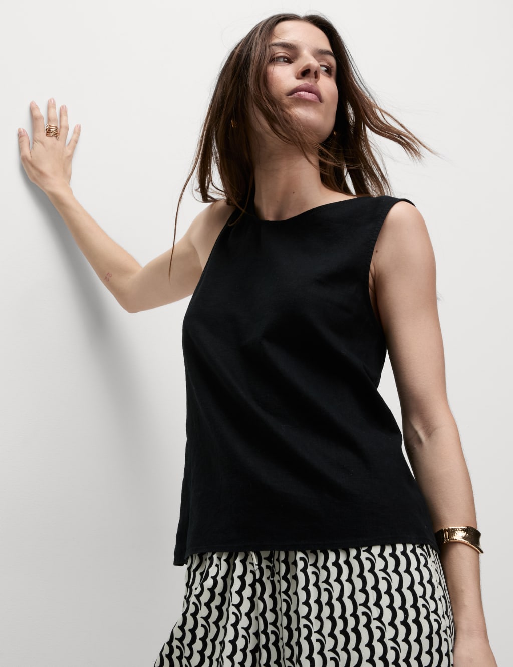 Linen Rich Cross Back Tank Top 4 of 6