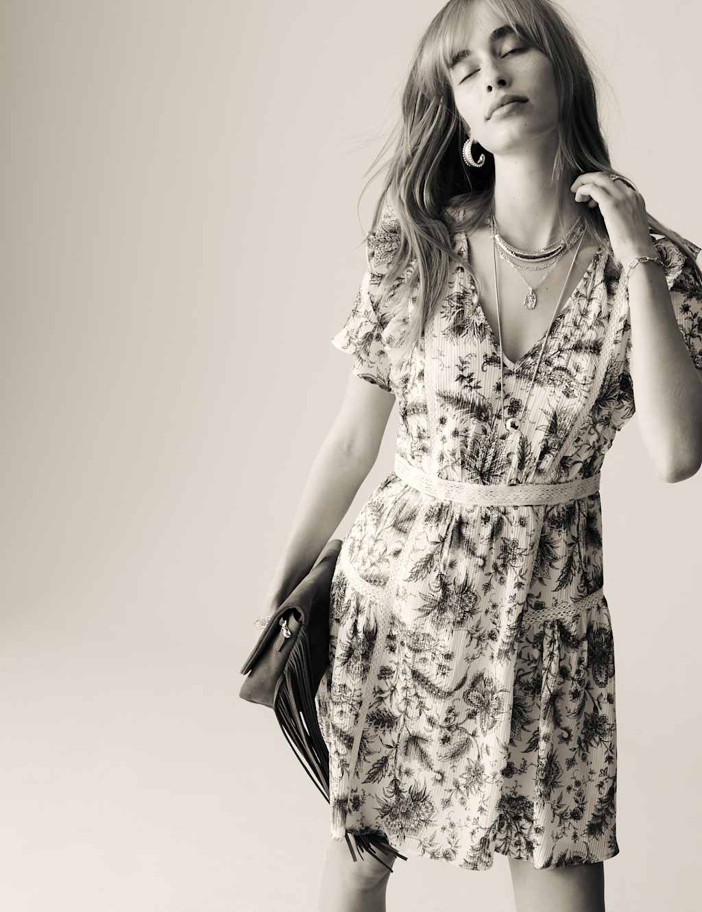 Printed V-Neck Ruffle Lace Insert Mini Dress 4 of 6