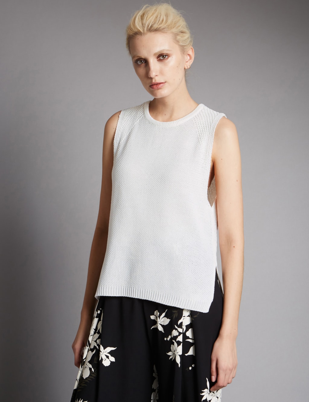 M&s sleeveless jumper store