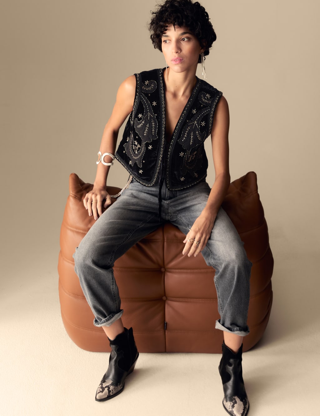 Velvet Embroidered Gilet
