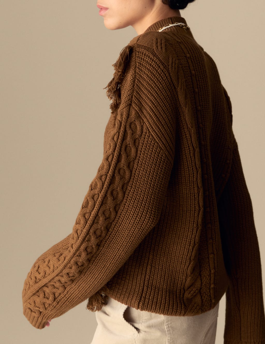 Wool blend cable knit sweater outlet