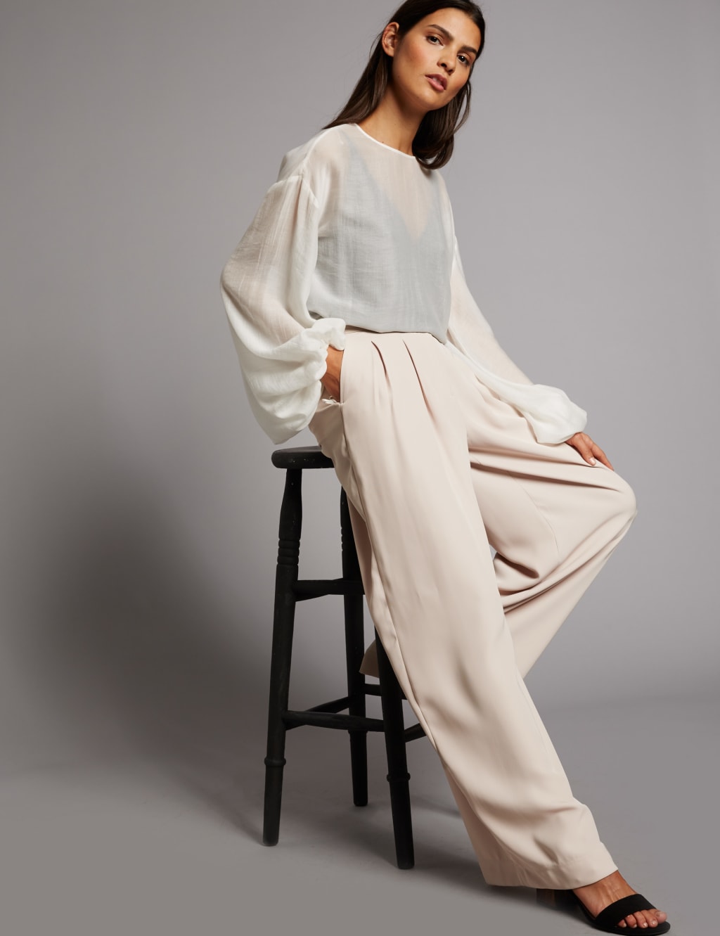 Pleated Ultra-Wide Leg Trousers 3 of 6
