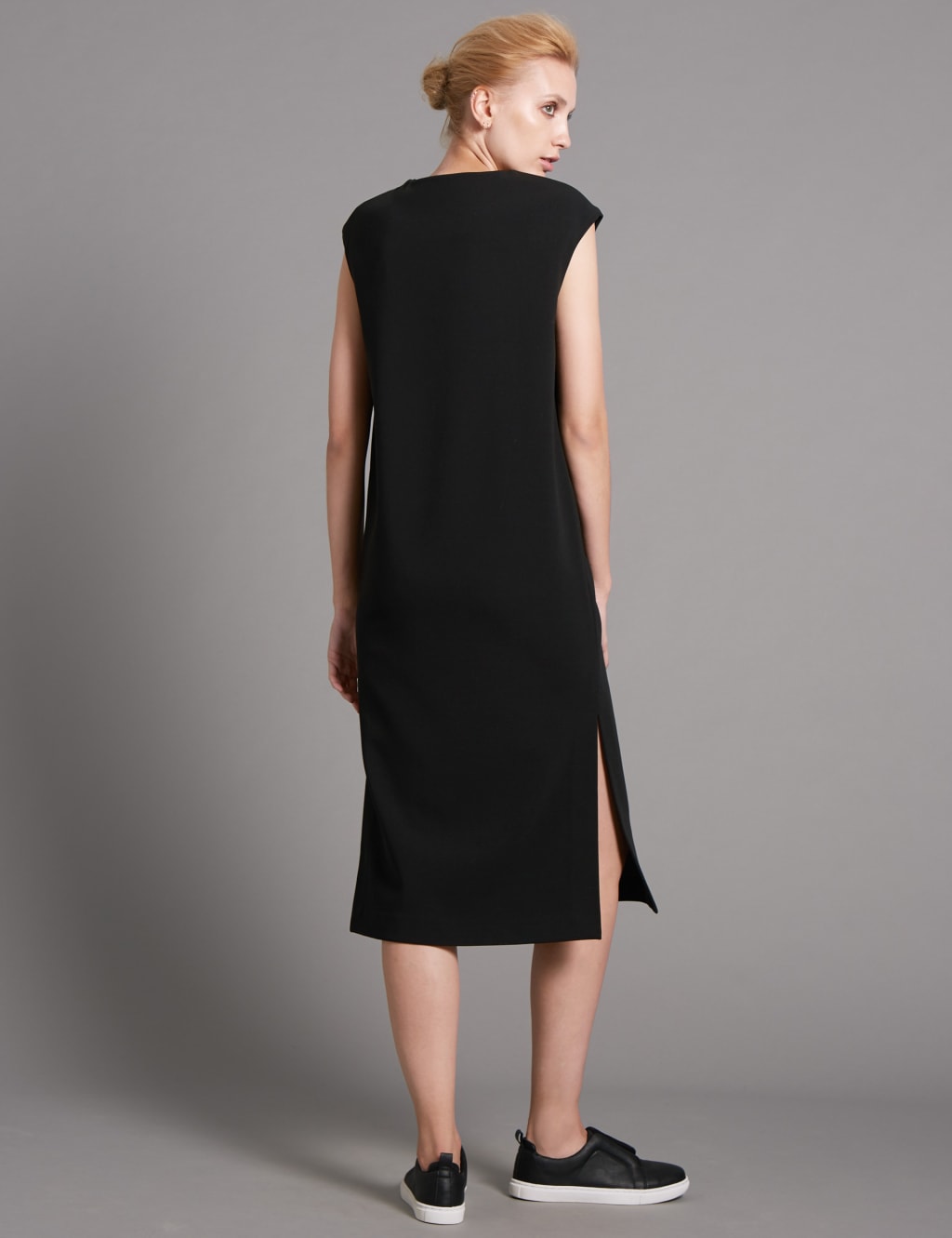 Bonded Fabric Cap Sleeve Shift Dress 3 of 4