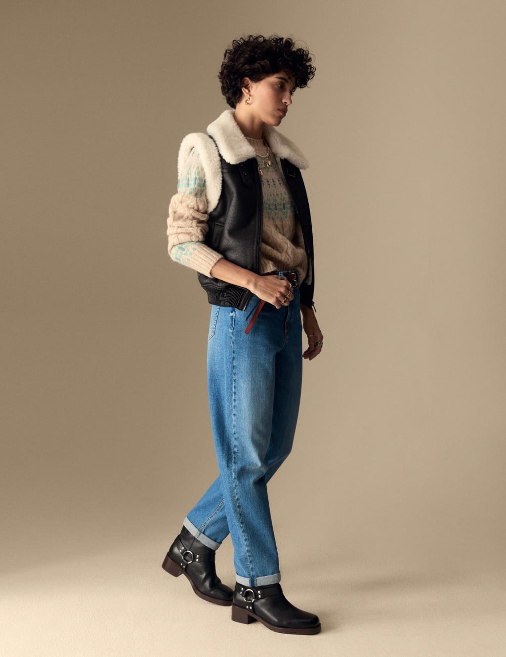 Girlfriend Mid Rise Turn Up Jeans with Lyocell 4 of 5