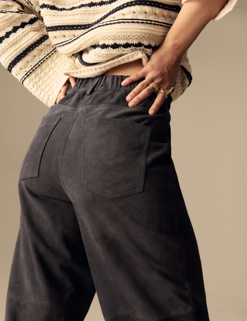 Suede Seam Detail Barrel Leg Trousers 3 of 4