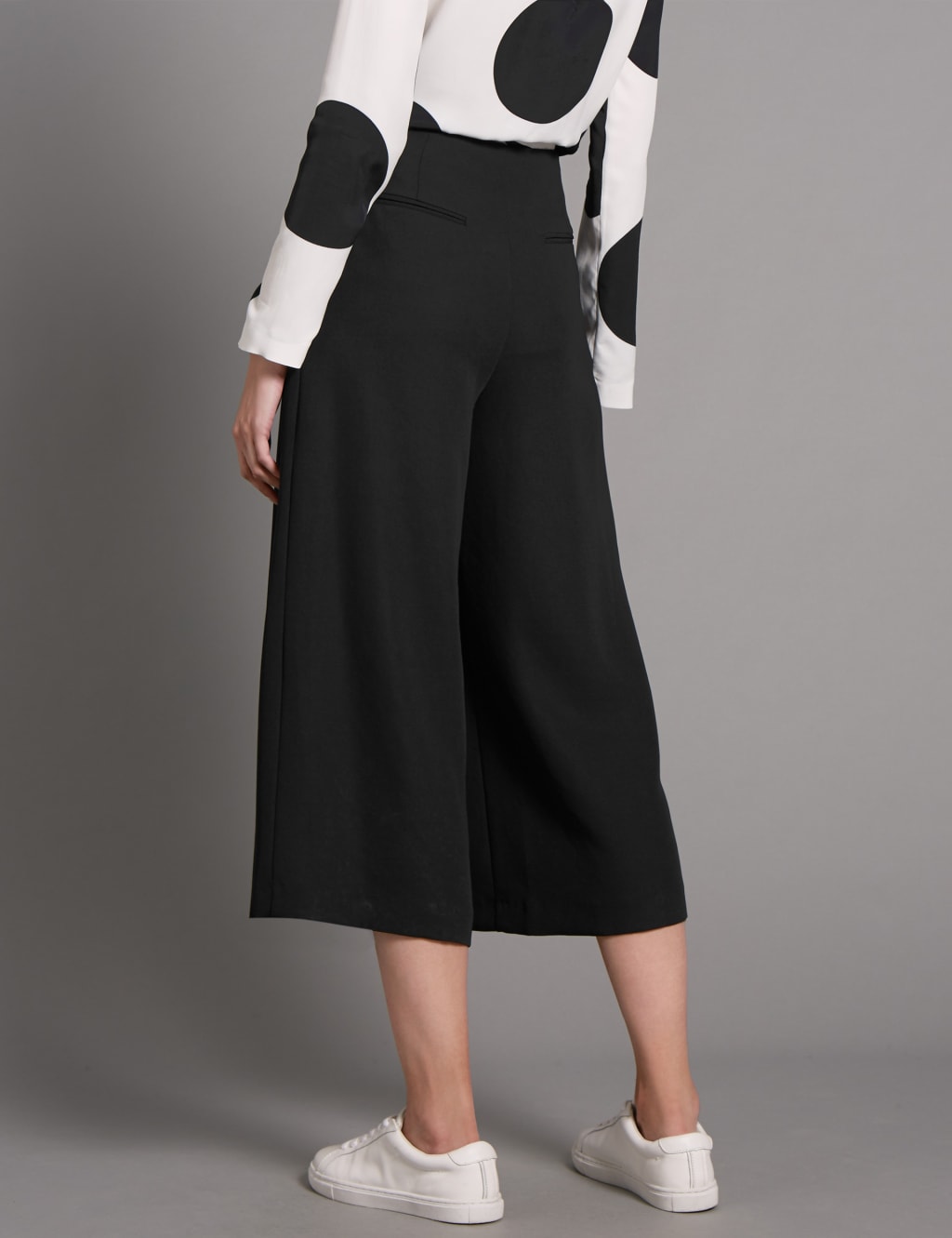 Deep Pleat Wide Leg Trousers 3 of 4