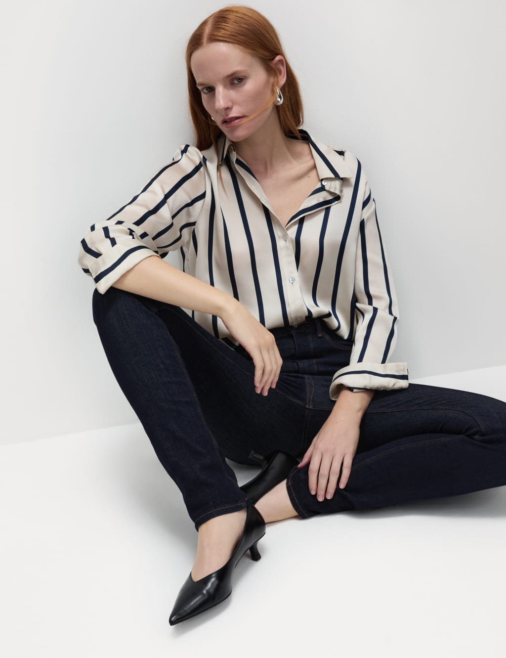Lily Magic Shaping High Waisted Jeans 4 of 4