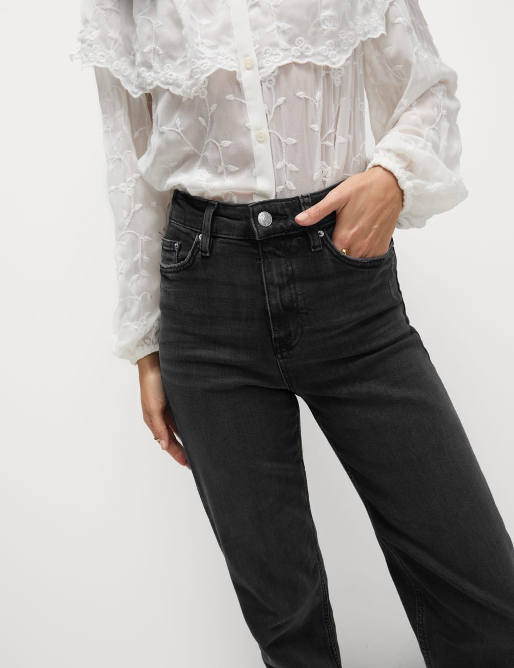 Boyfriend Ankle Grazer Jeans 3 of 5