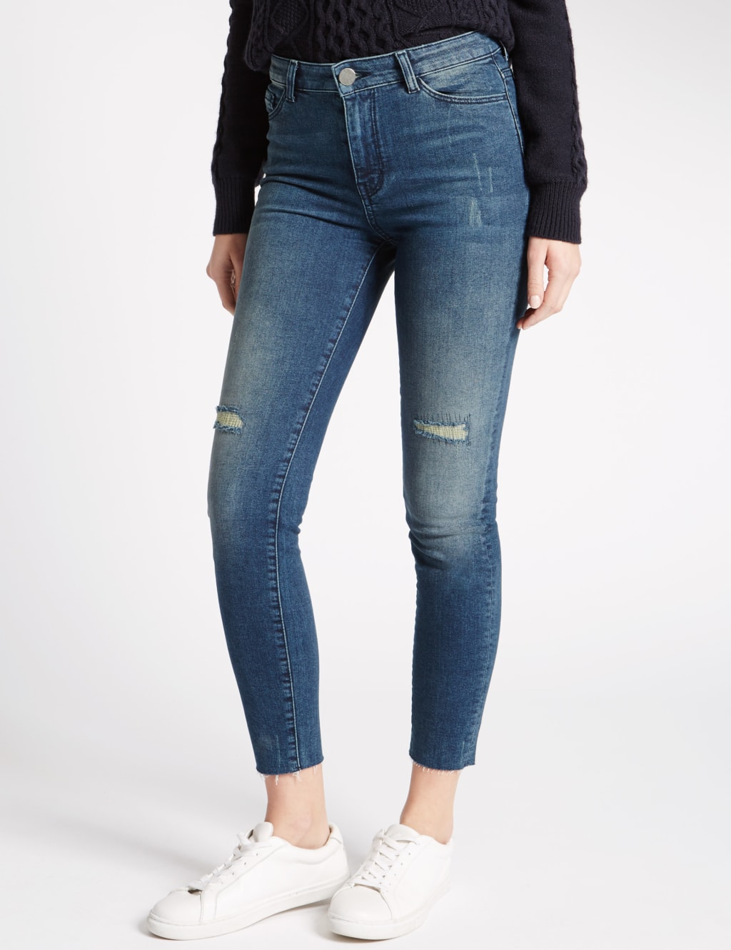 Frayed Hem Skinny Leg Jeans 3 of 6