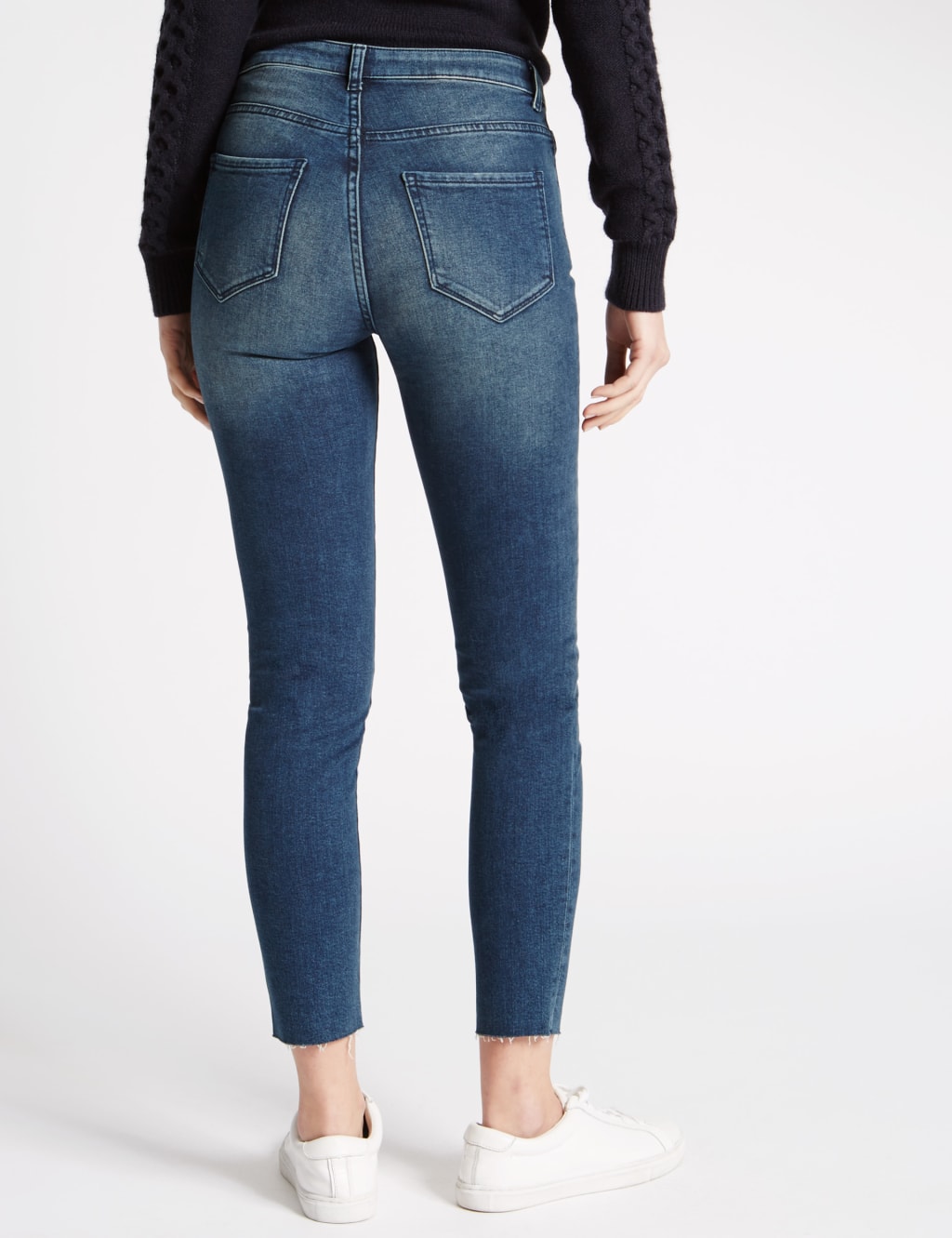 Frayed Hem Skinny Leg Jeans 4 of 6
