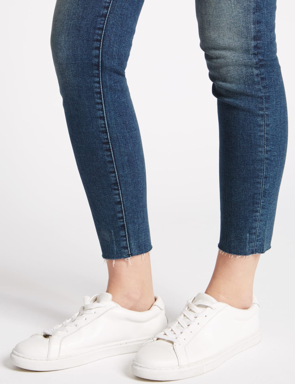 Frayed Hem Skinny Leg Jeans 6 of 6