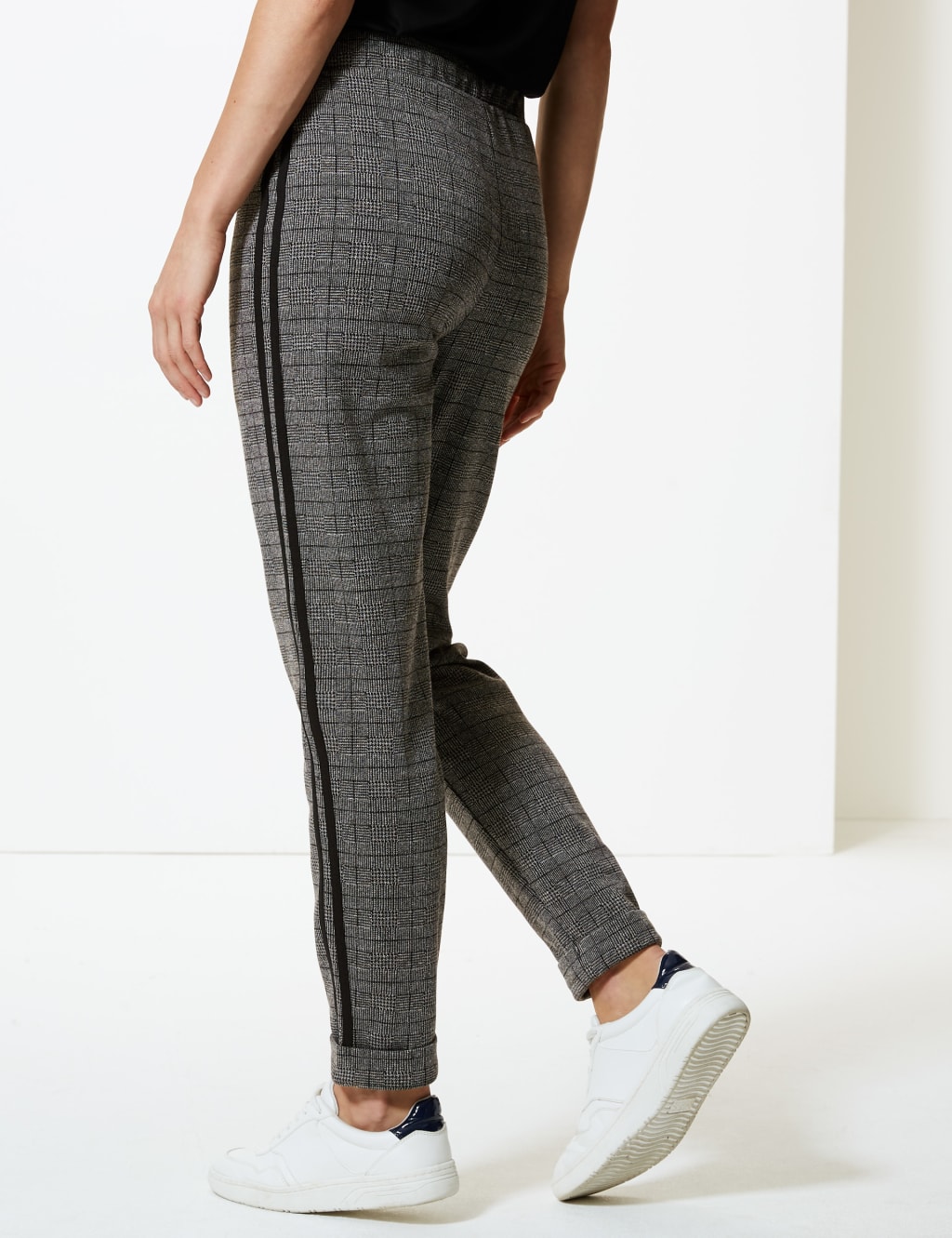 Checked Slim Leg Ankle Grazer Trousers 3 of 5