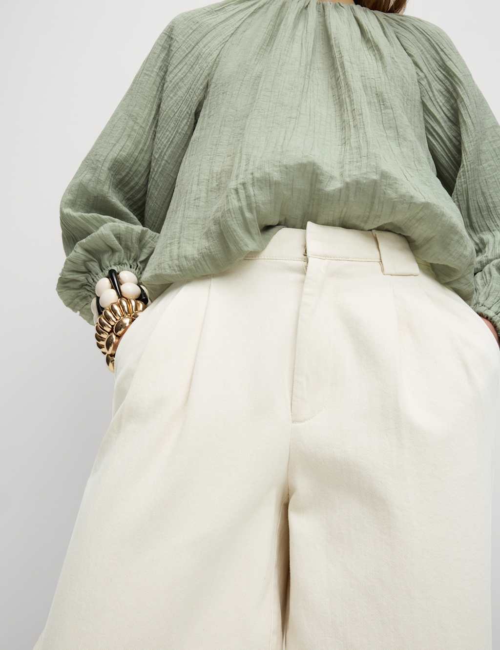 High Waisted Tailored Wide Leg Jeans 3 of 9