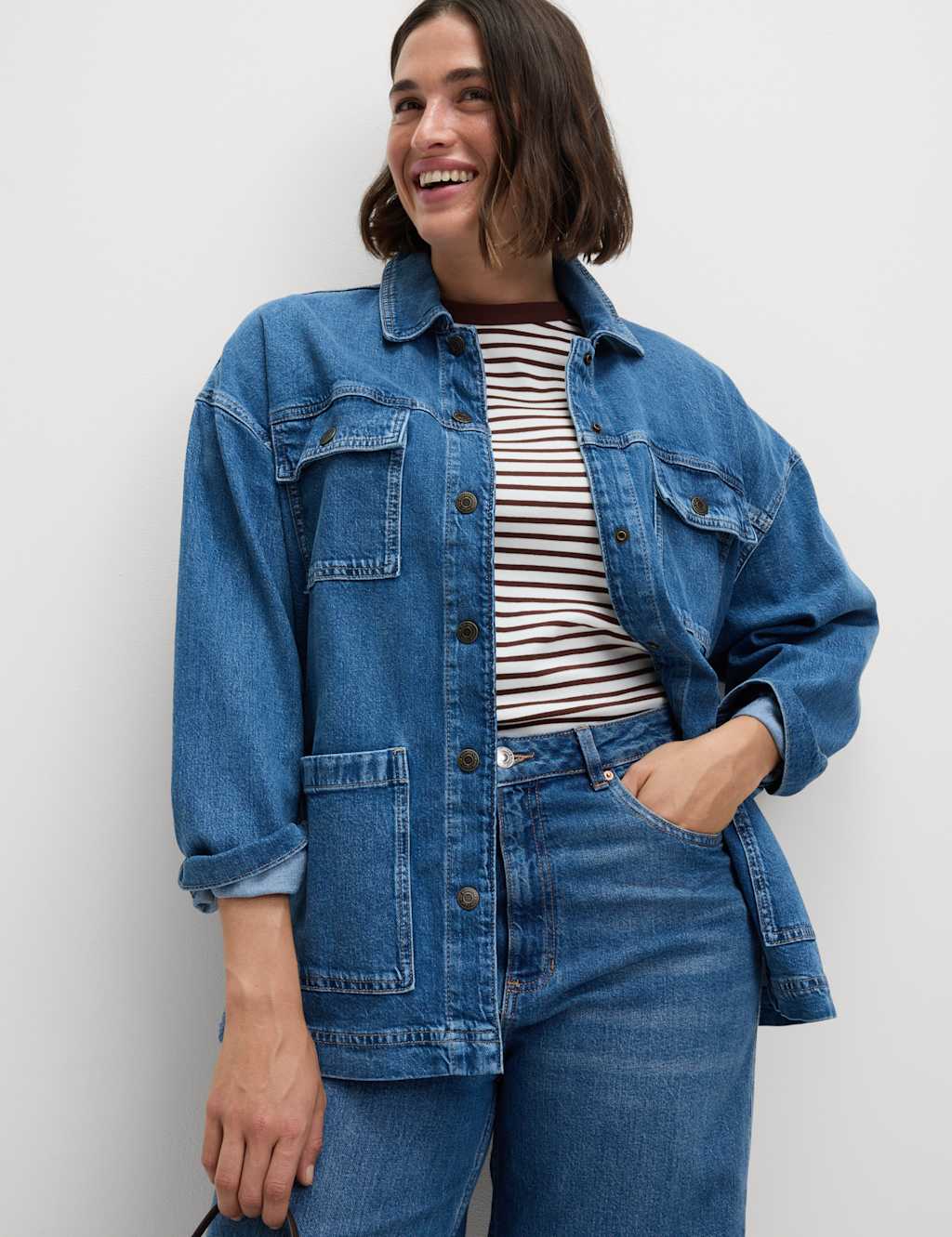 The Wide-Leg Jeans 4 of 5