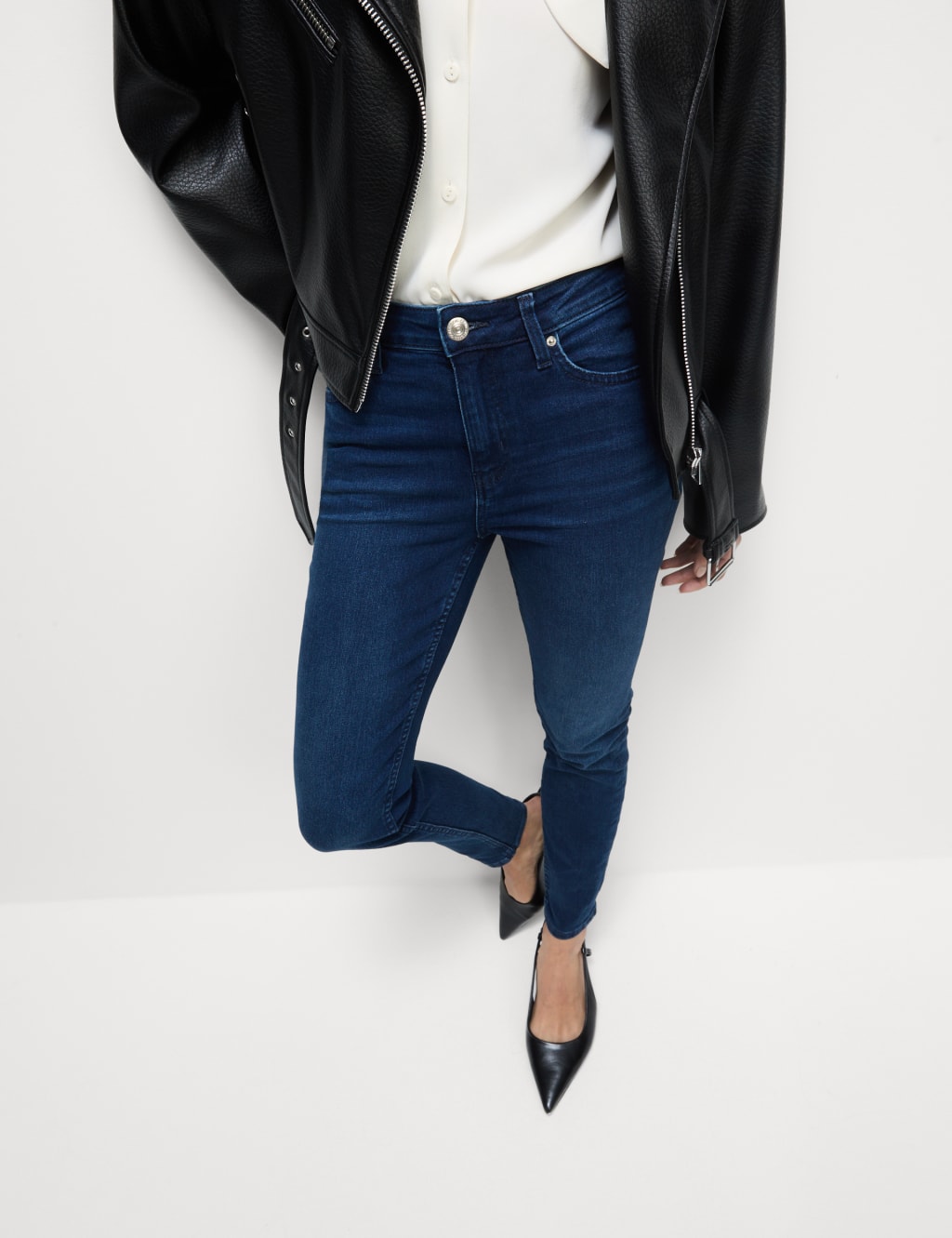 Ivy Skinny Jeans 5 of 6