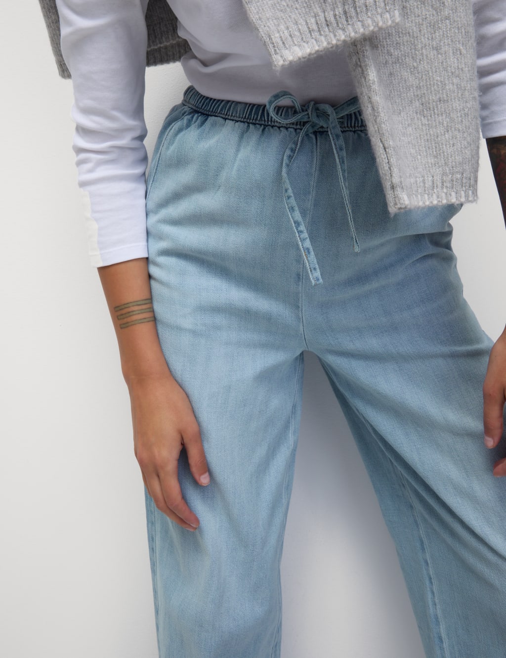 Denim Drawstring Wide-Leg Trousers 4 of 5