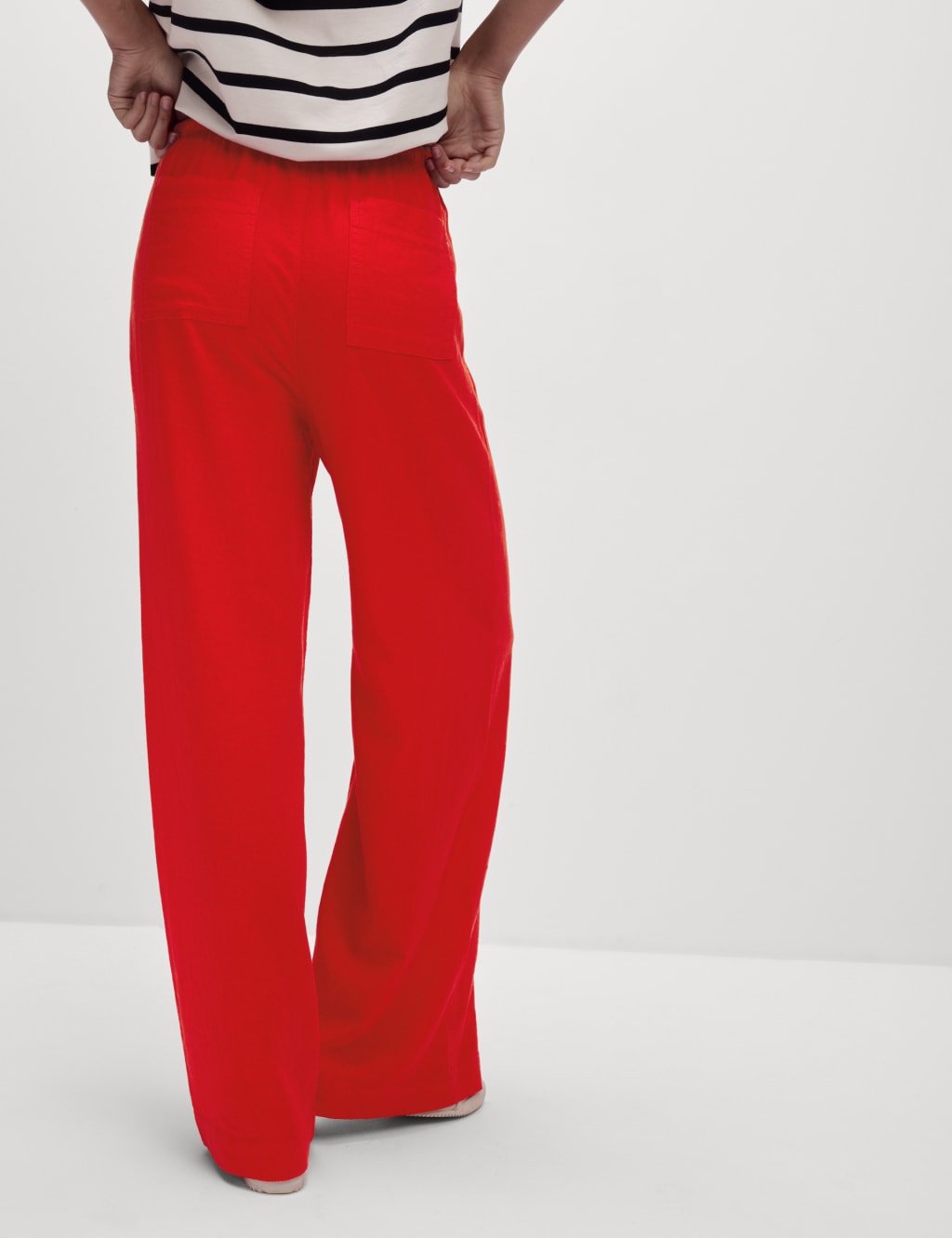 Linen Blend Wide Leg Trousers 3 of 6