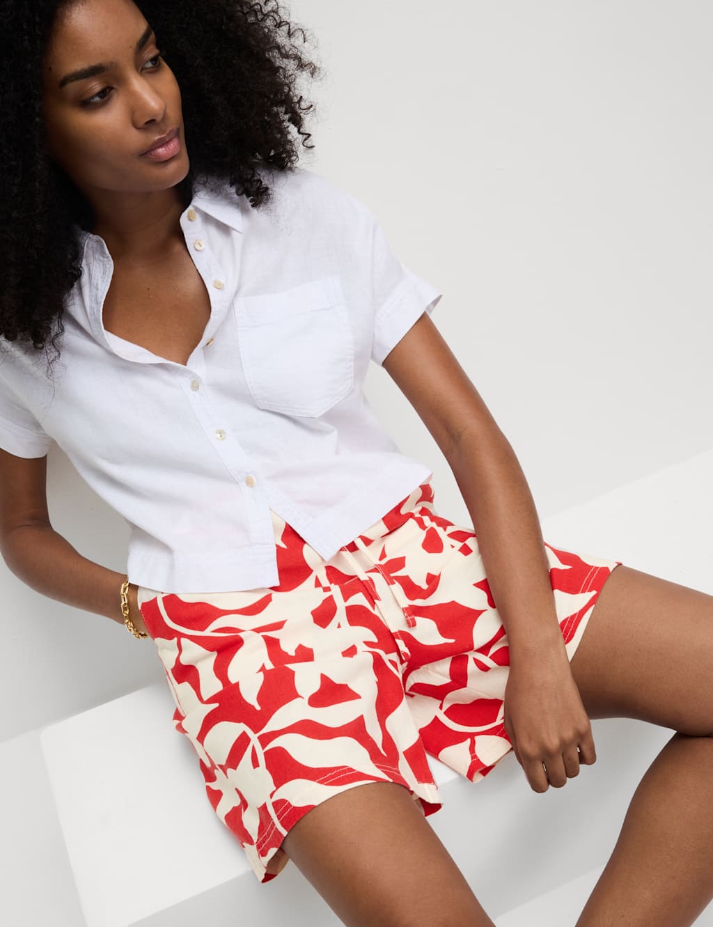 Linen Rich High Waisted Shorts 4 of 5